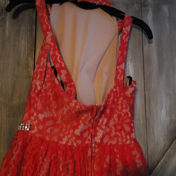 Cute semi formal - Picture 3 of 4